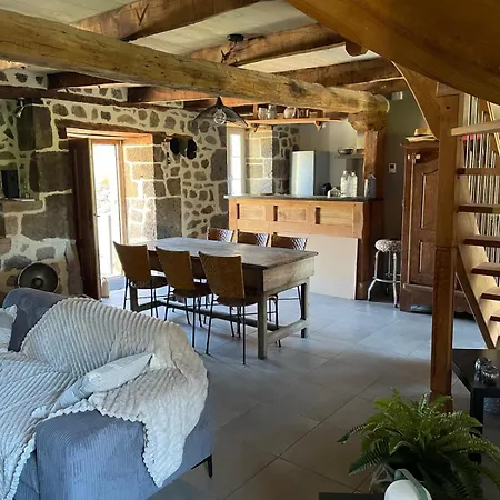 Maison Typique Auvergnate Raulhac